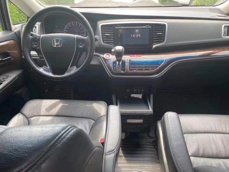 青岛17年本田奥德赛4