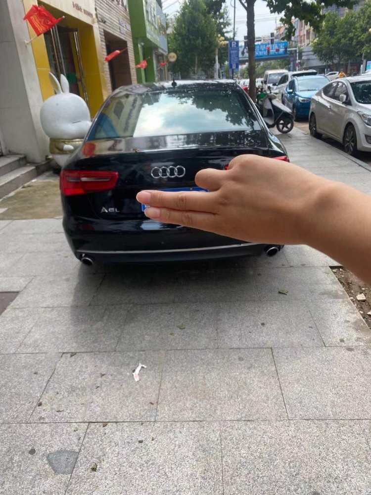 枣庄21年奥迪A6L1