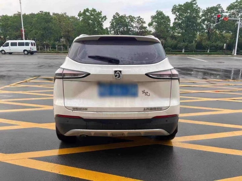 徐州19年寶駿5109