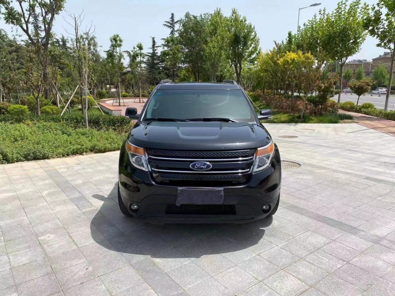 徐州14年福特探险者9