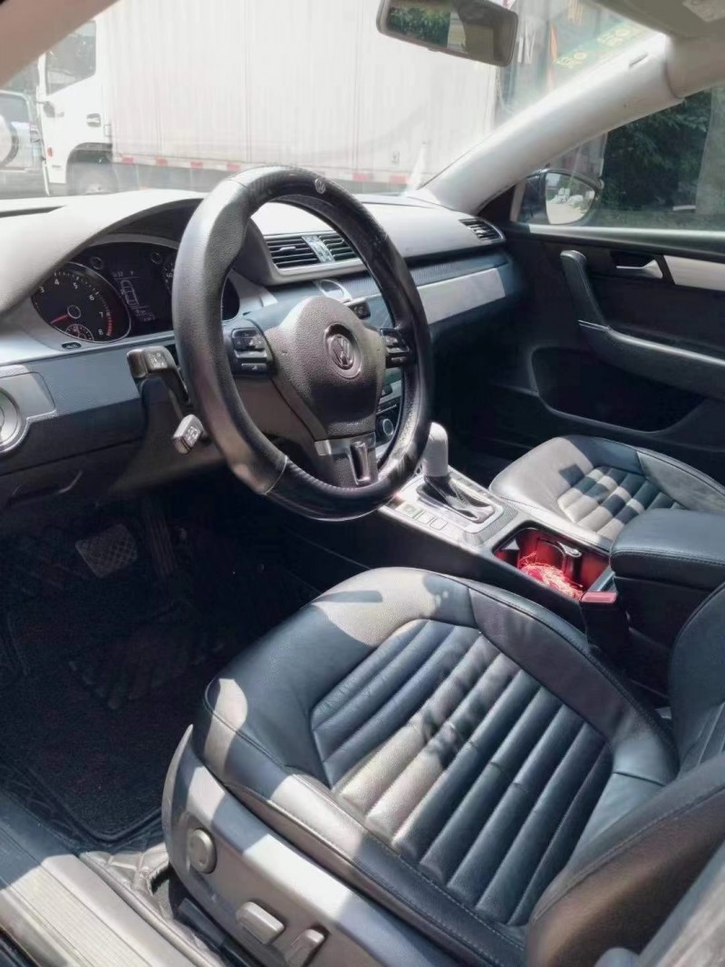 武汉16年大众迈腾3