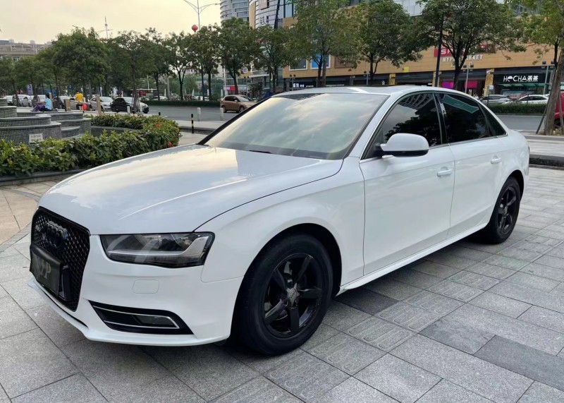 佛山15年奥迪A4L3