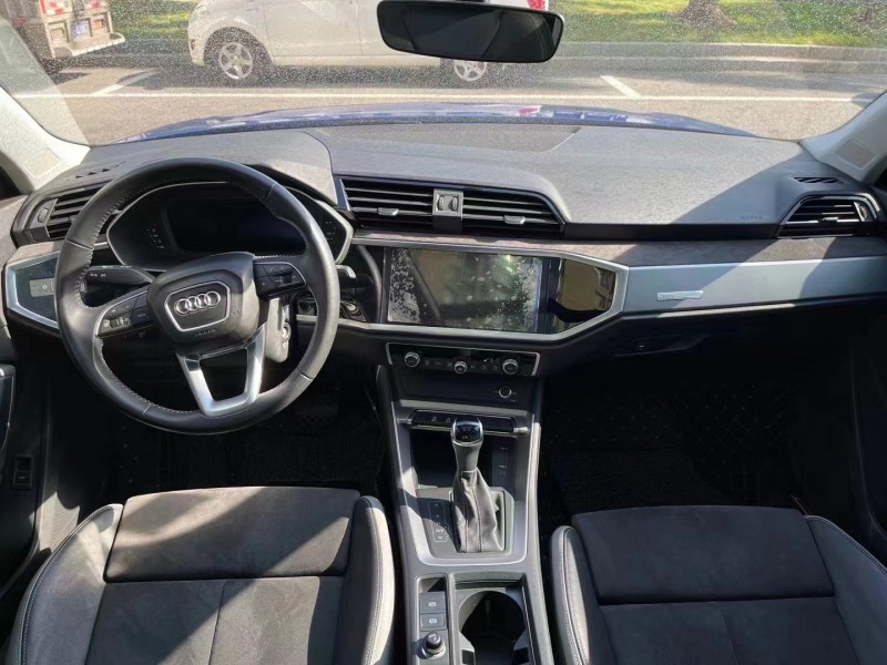 佛山20年奥迪Q34