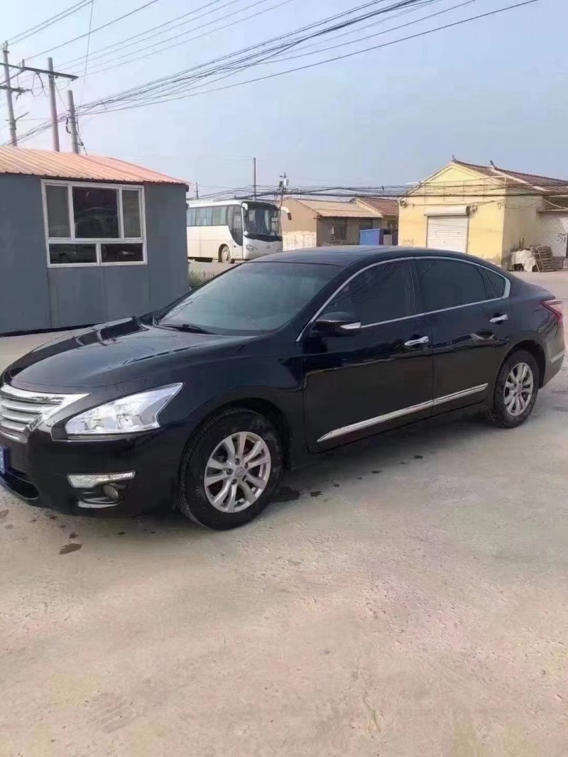 天津16年日產天籟2