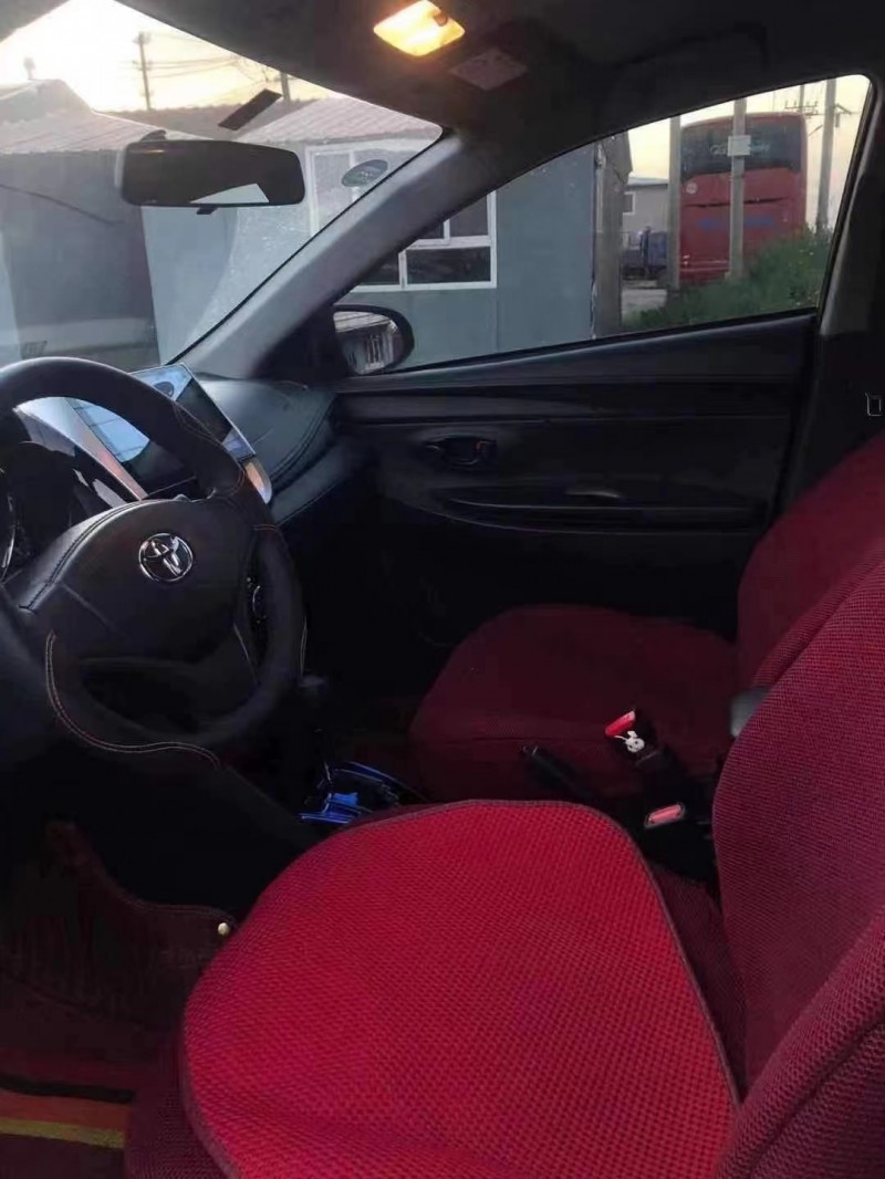 天津18年豐田YARiS L 致炫4