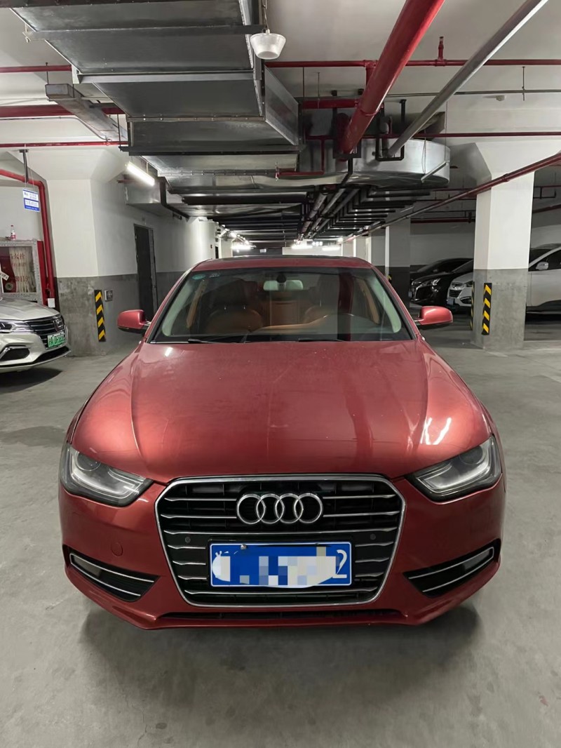 上海13年奧迪A4L6