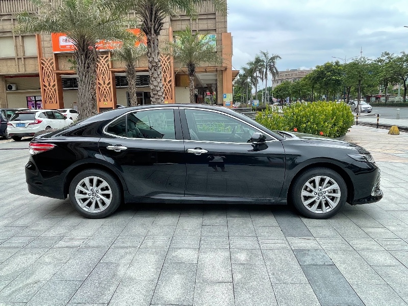 佛山21年丰田凯美瑞6