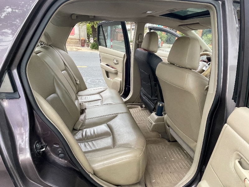 佛山09年日产颐达3