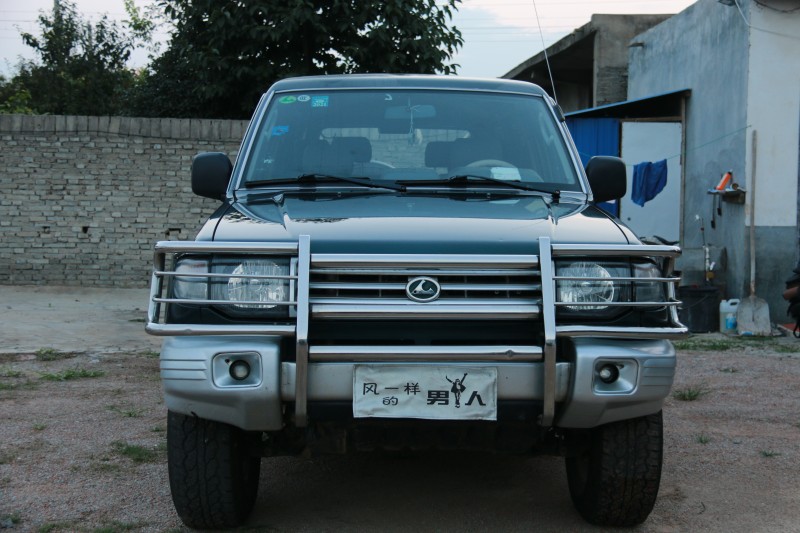 南陽15年獵豹汽車黑金剛9