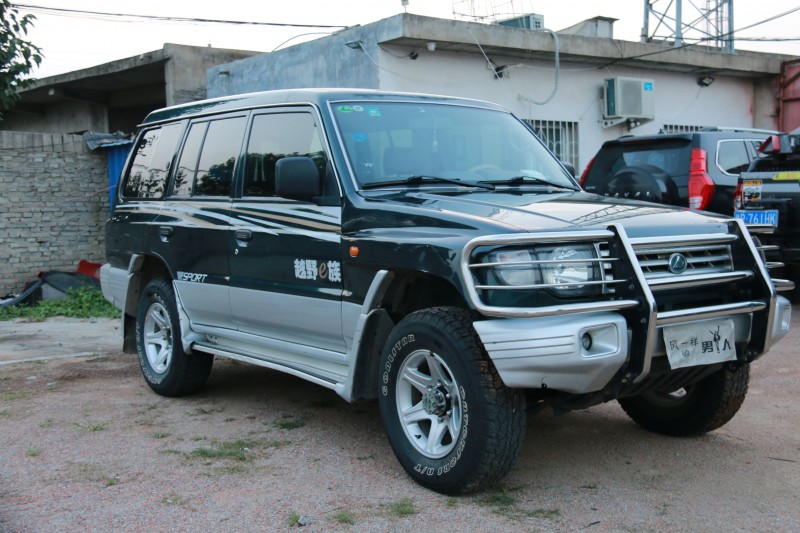南陽15年獵豹汽車黑金剛7