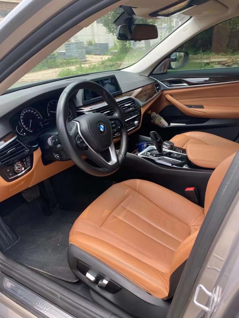 武汉18年宝马5系4