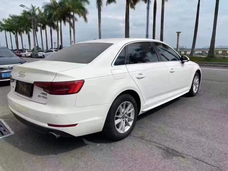 佛山17年奥迪A4L8