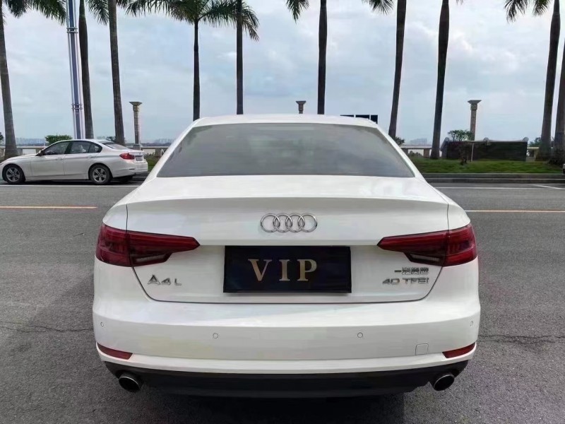 佛山17年奥迪A4L9