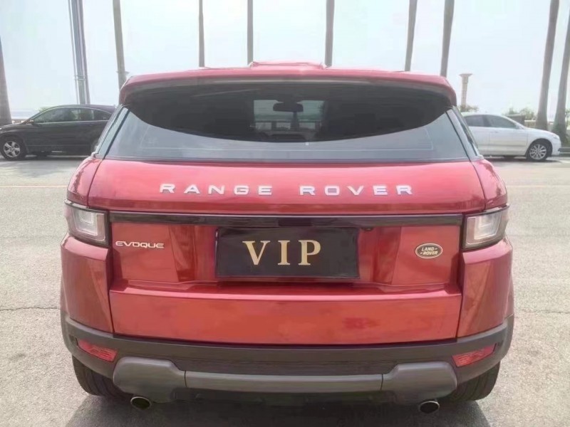 佛山17年路虎极光8