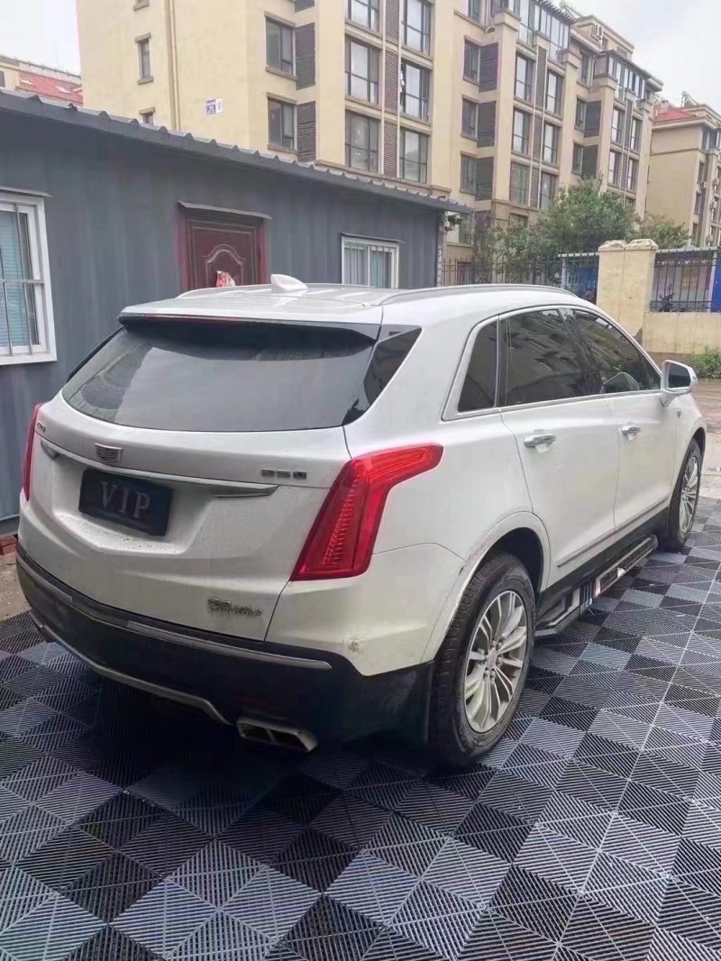 潍坊17年凯迪拉克XT58