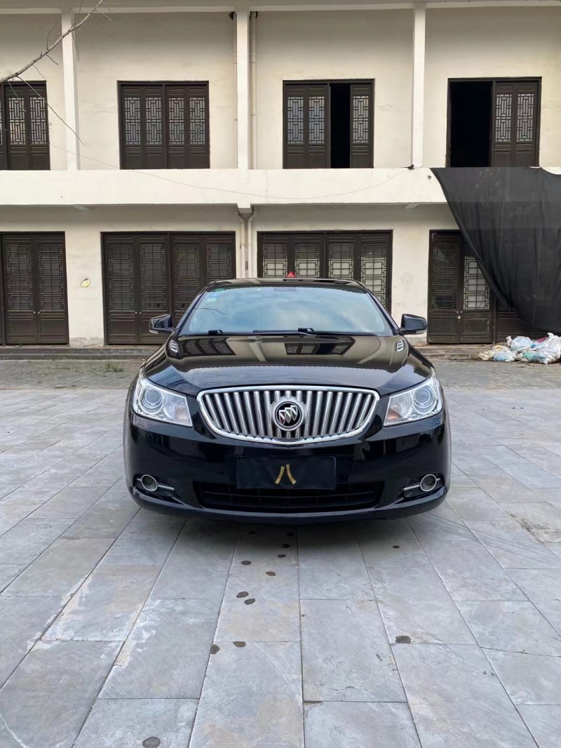 徐州12年别克君越1