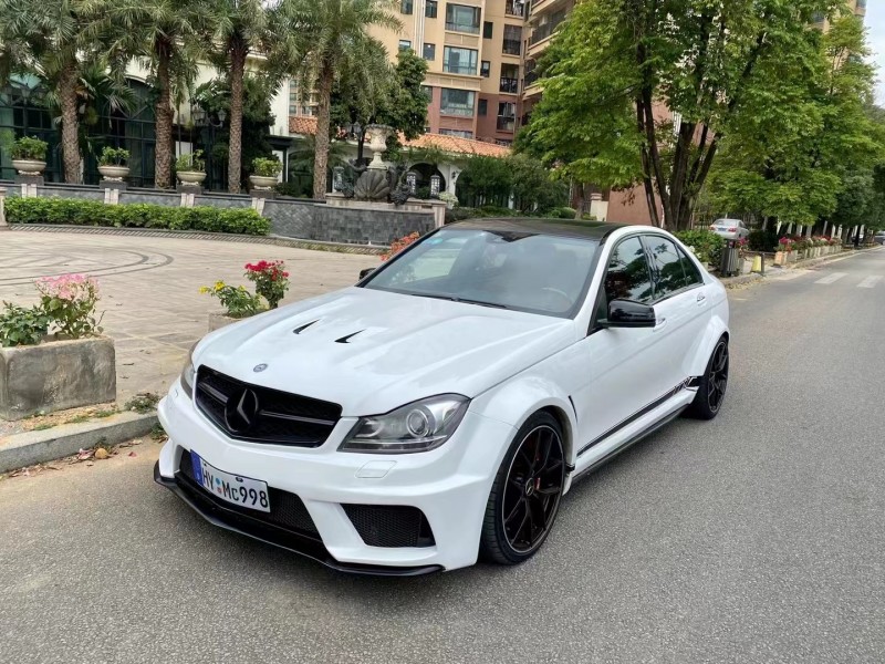 汕頭12年奔馳AMG C632