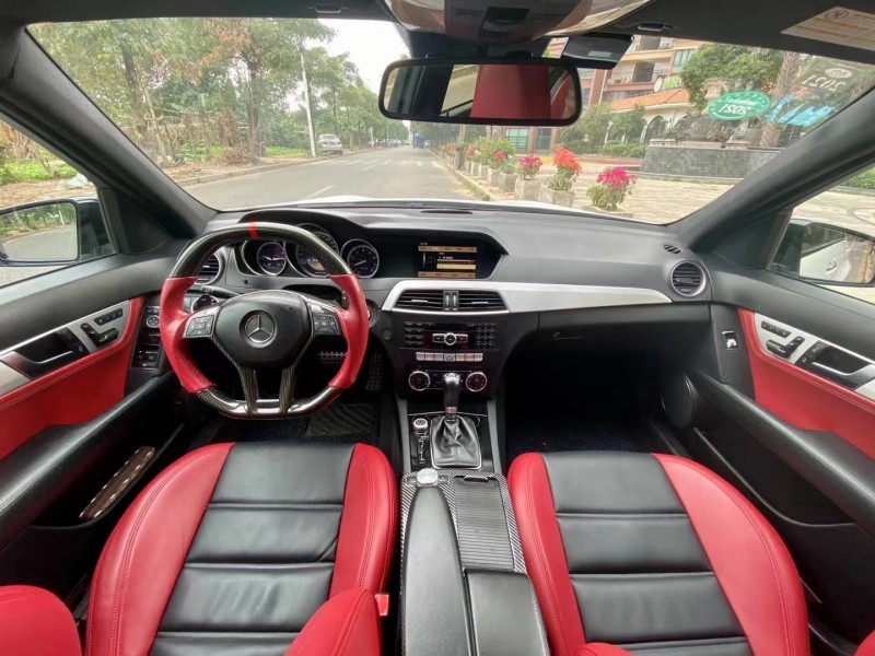 汕頭12年奔馳AMG C637