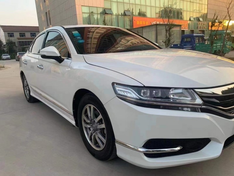 广州18年本田思铂睿2