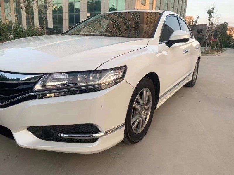 广州18年本田思铂睿3