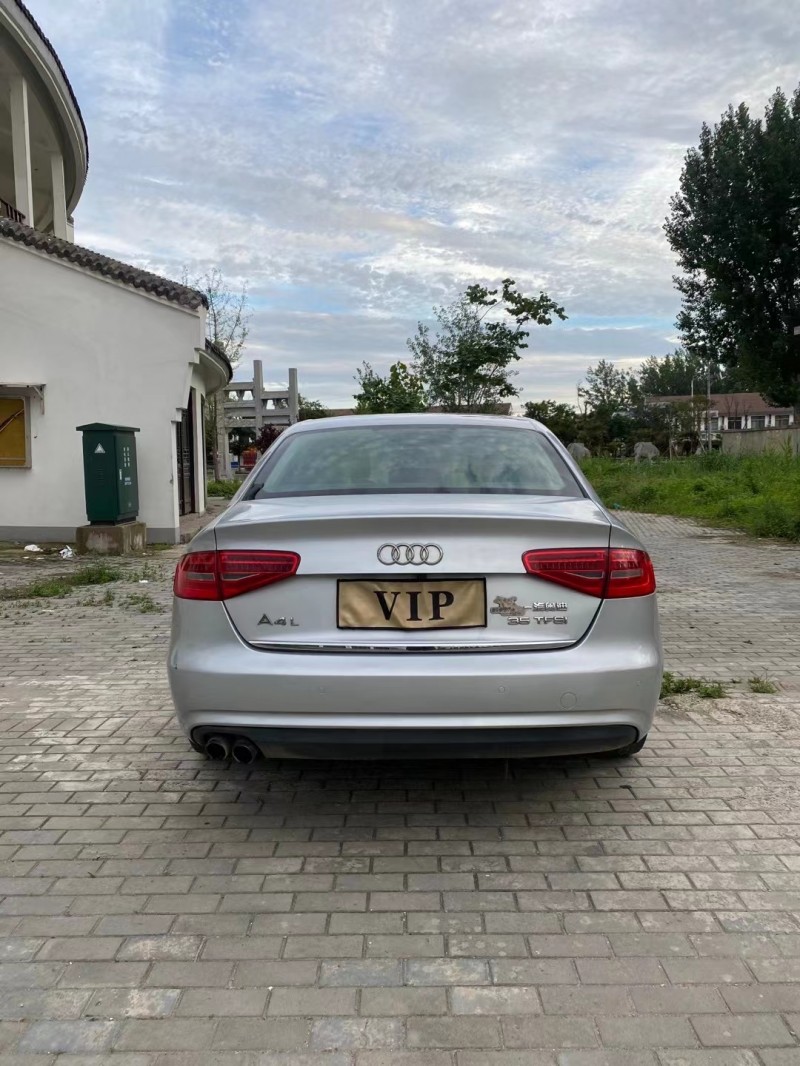 徐州13年奥迪A4L1