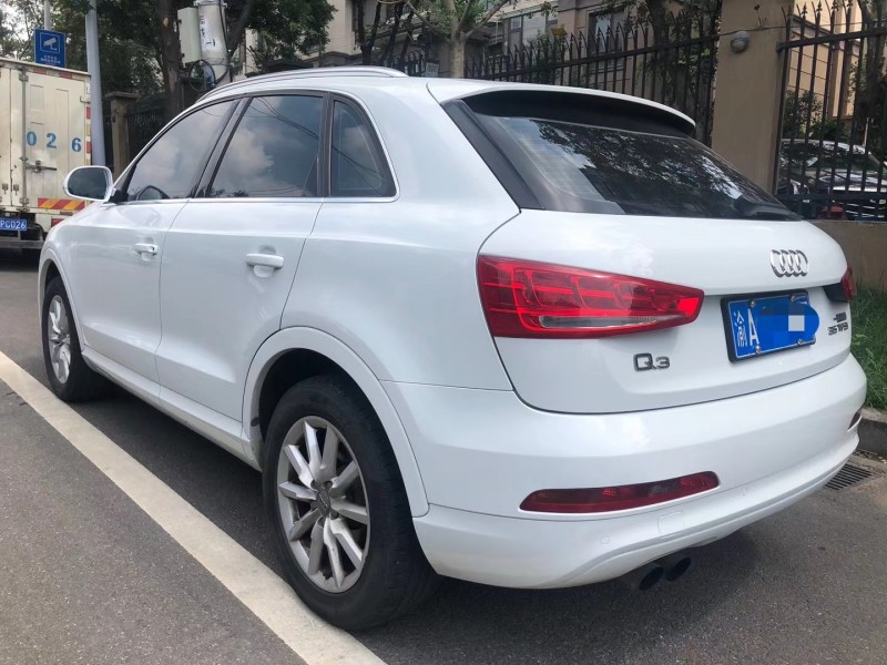 青岛14年奥迪Q33