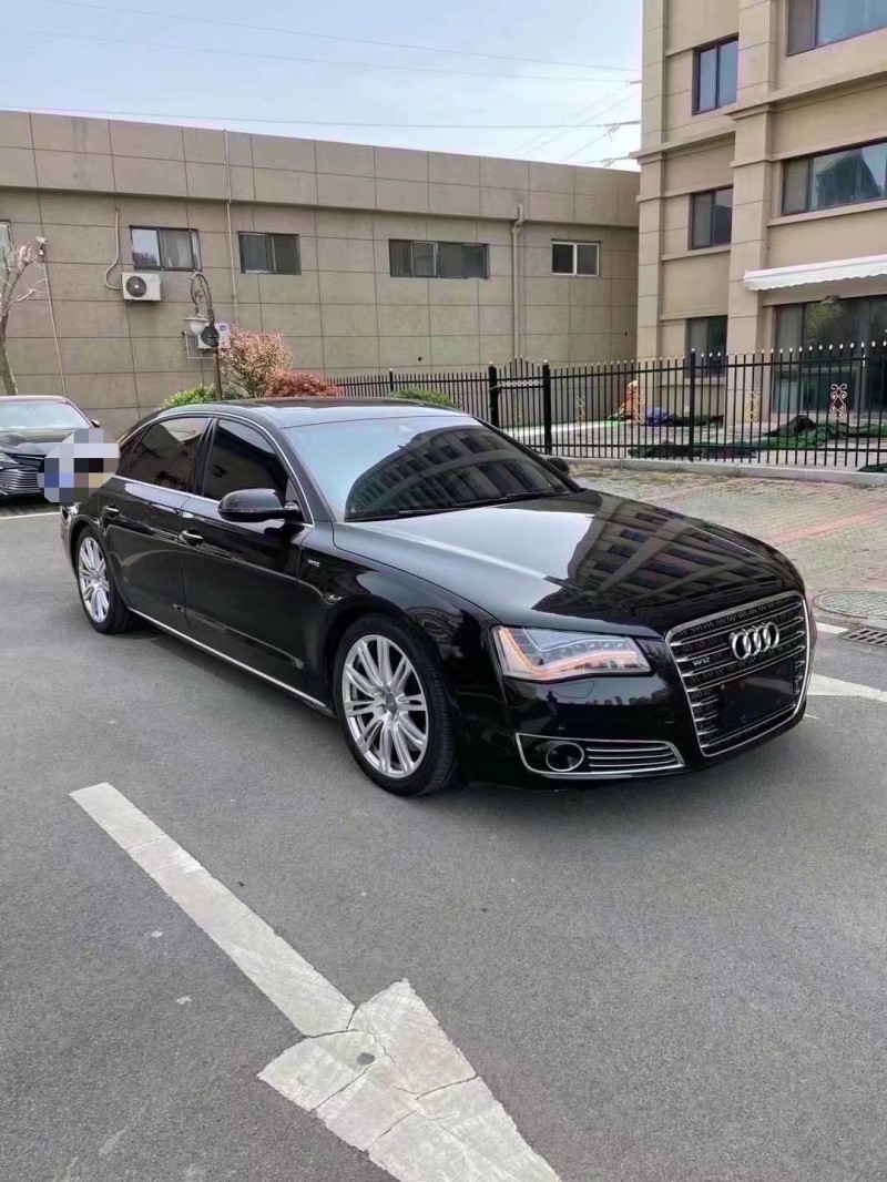 青岛11年奥迪A8L2
