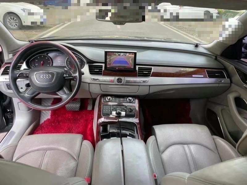 青岛11年奥迪A8L4