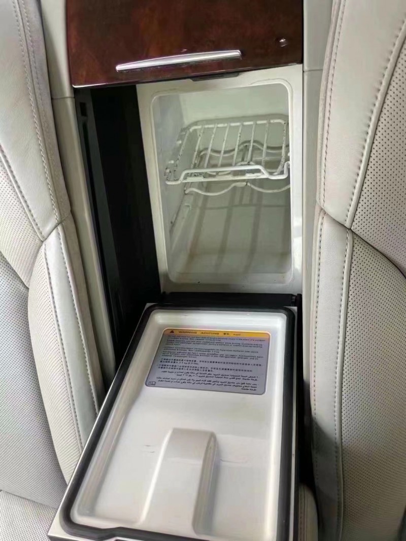 青岛11年奥迪A8L6