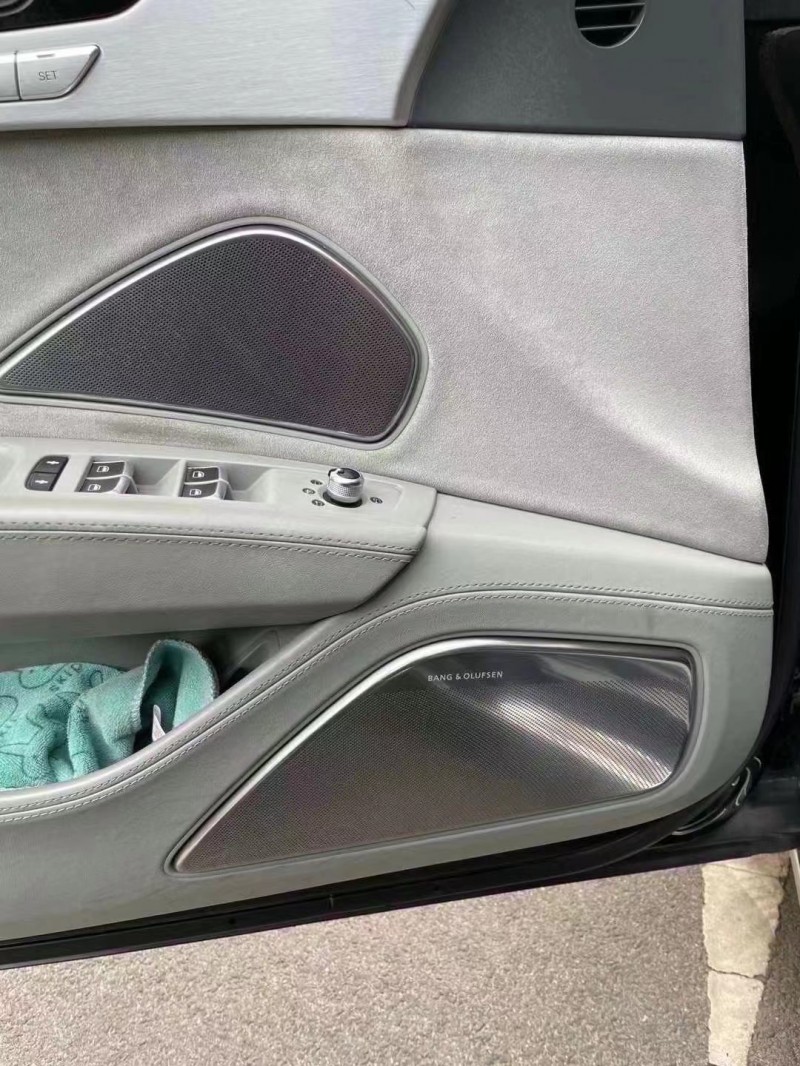 青岛11年奥迪A8L5