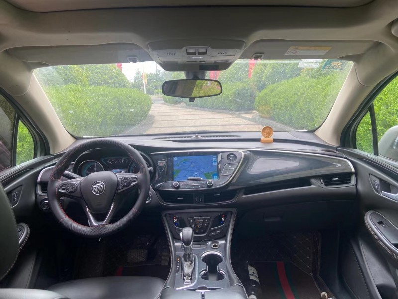 青岛16年别克昂科威4