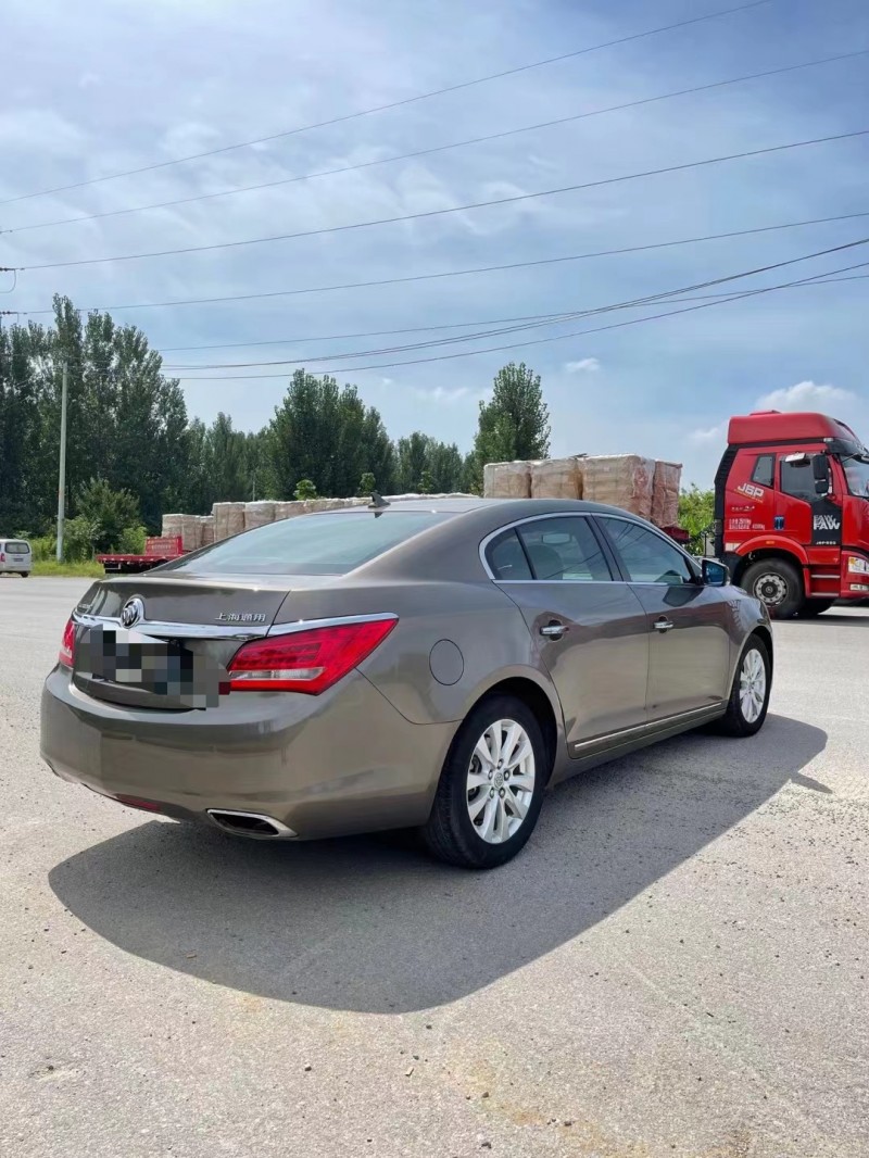 枣庄14年别克君越9