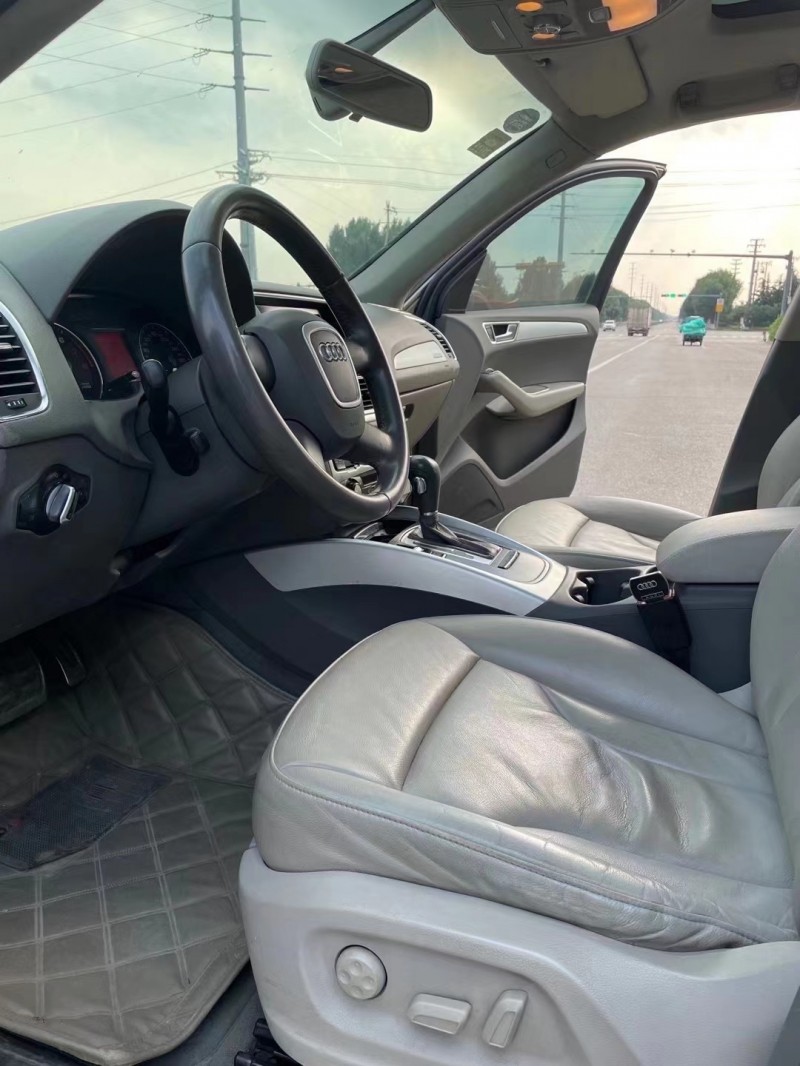 枣庄10年奥迪Q54