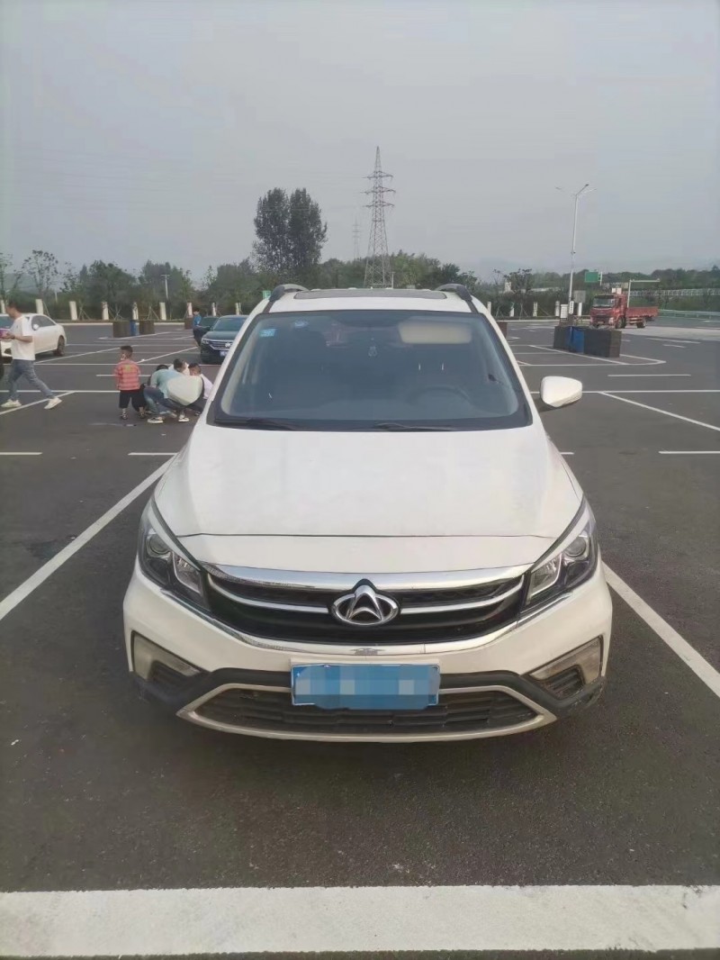 連云港17年長安汽車歐尚1