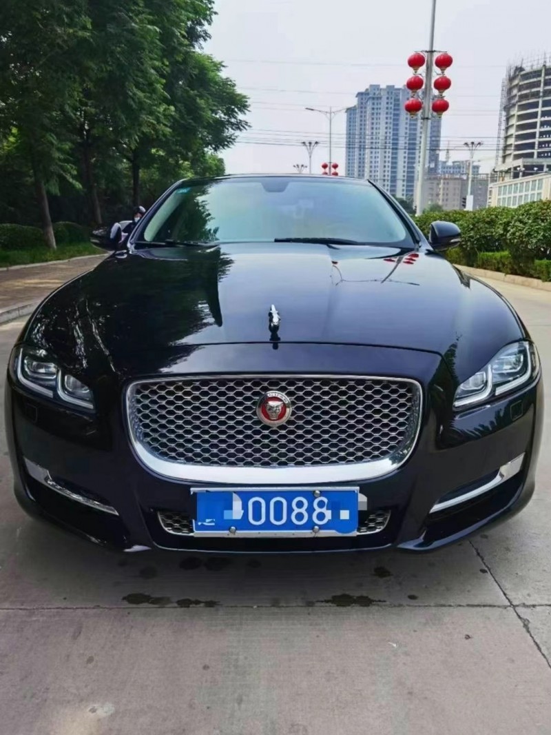 東營11年捷豹XJL8
