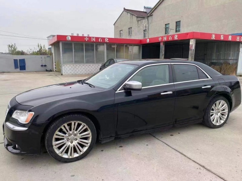 連云港13年克萊斯勒300C6