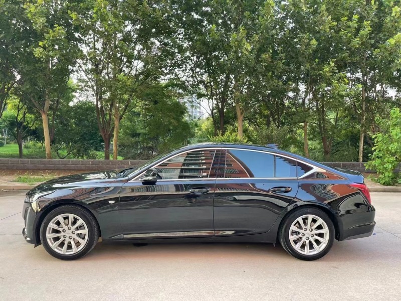 保定20年凯迪拉克CT55