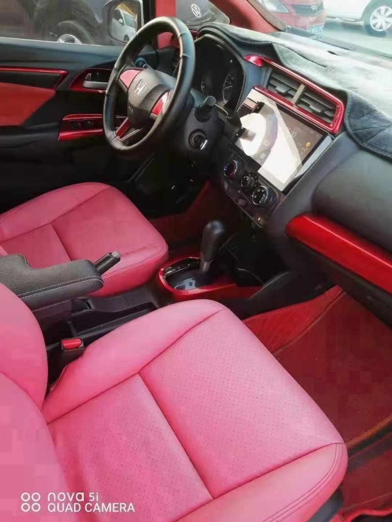 邢台17年本田飞度6