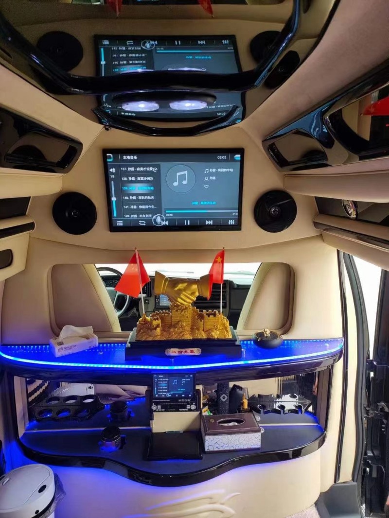 保定14年GMC商务之星6