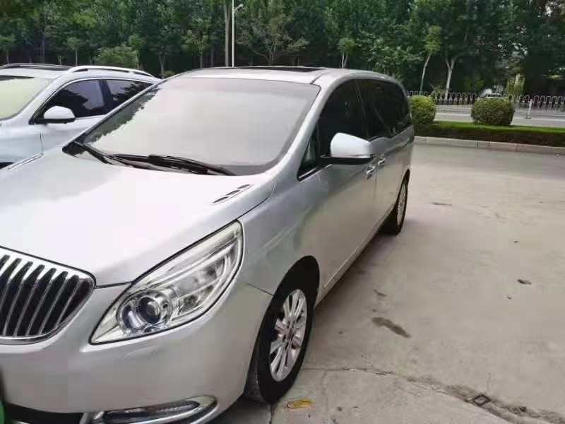 邢台14年别克GL82