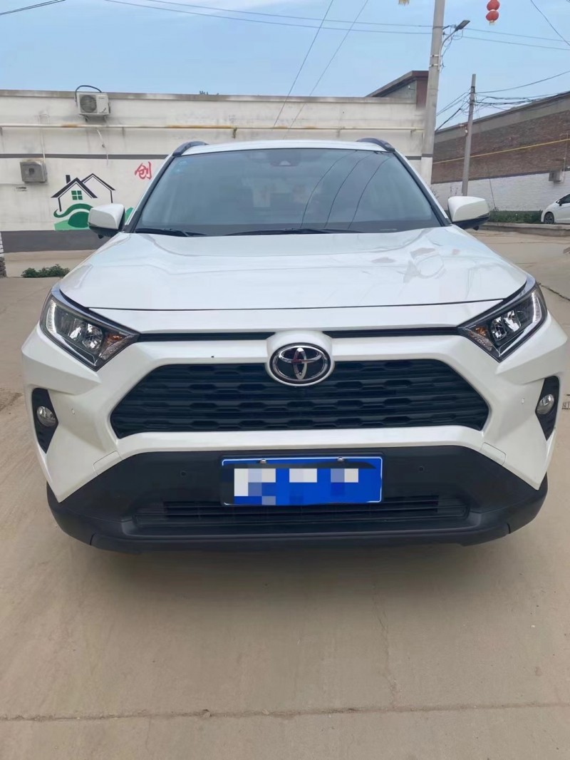 保定20年丰田RAV47