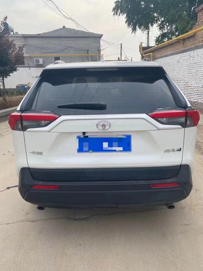 保定20年丰田RAV46