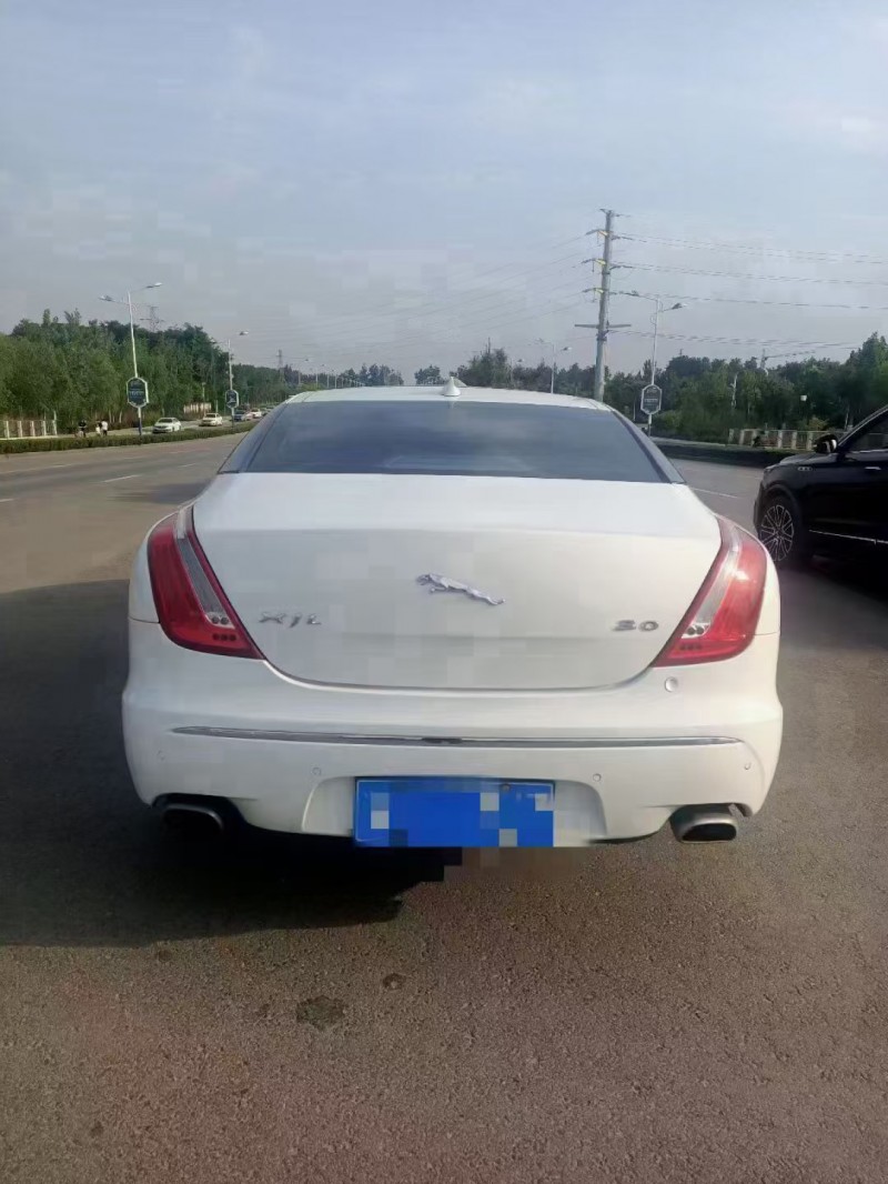 汕頭13年捷豹XJ8