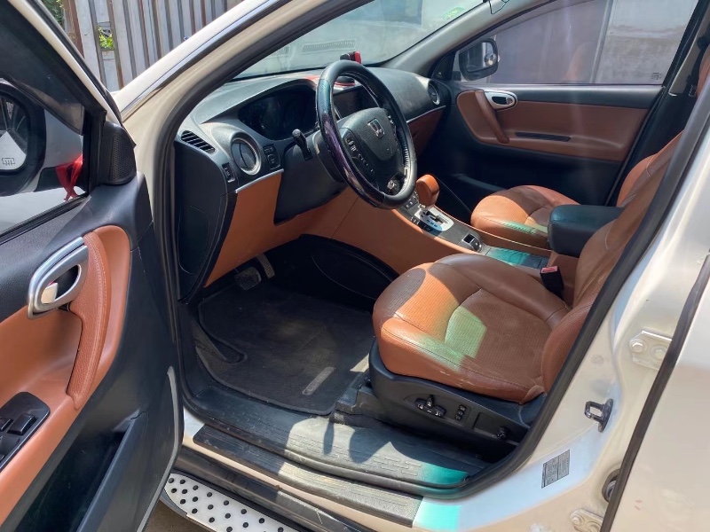 青岛12年纳智捷大7 SUV5