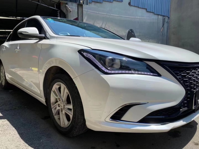 成都20年长安汽车逸动3