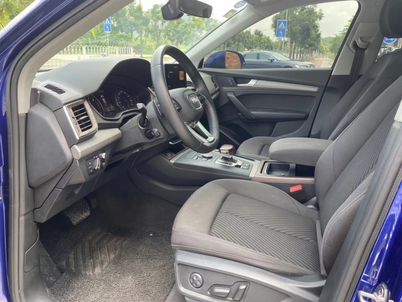 广州19年奥迪Q54