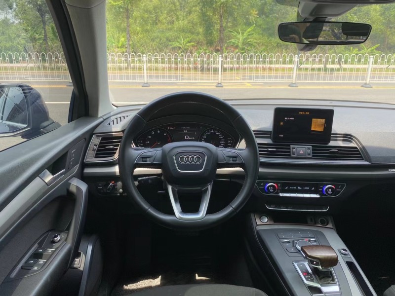 广州19年奥迪Q52