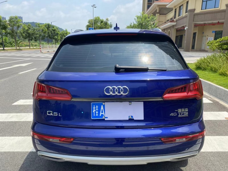 广州19年奥迪Q57