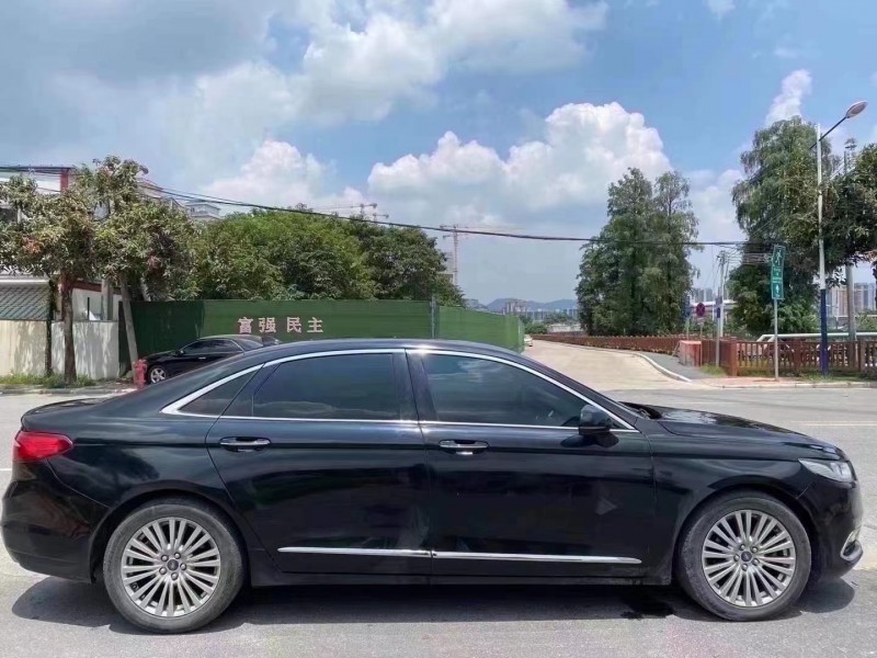 广州17年福特金牛座3