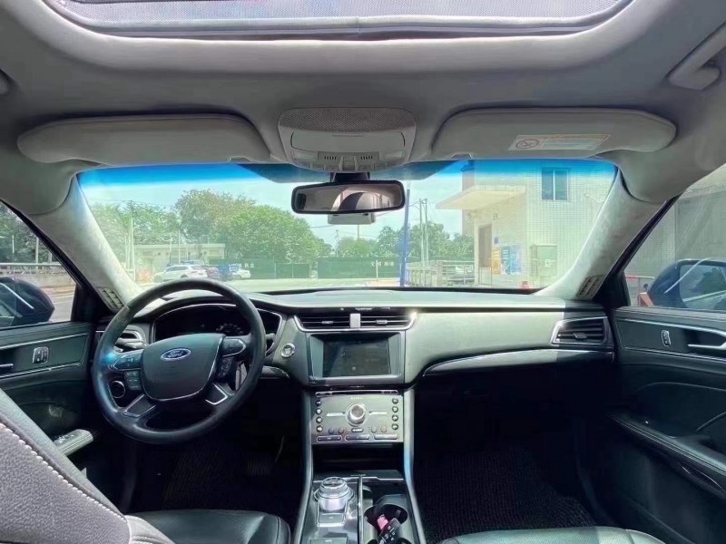 广州17年福特金牛座8